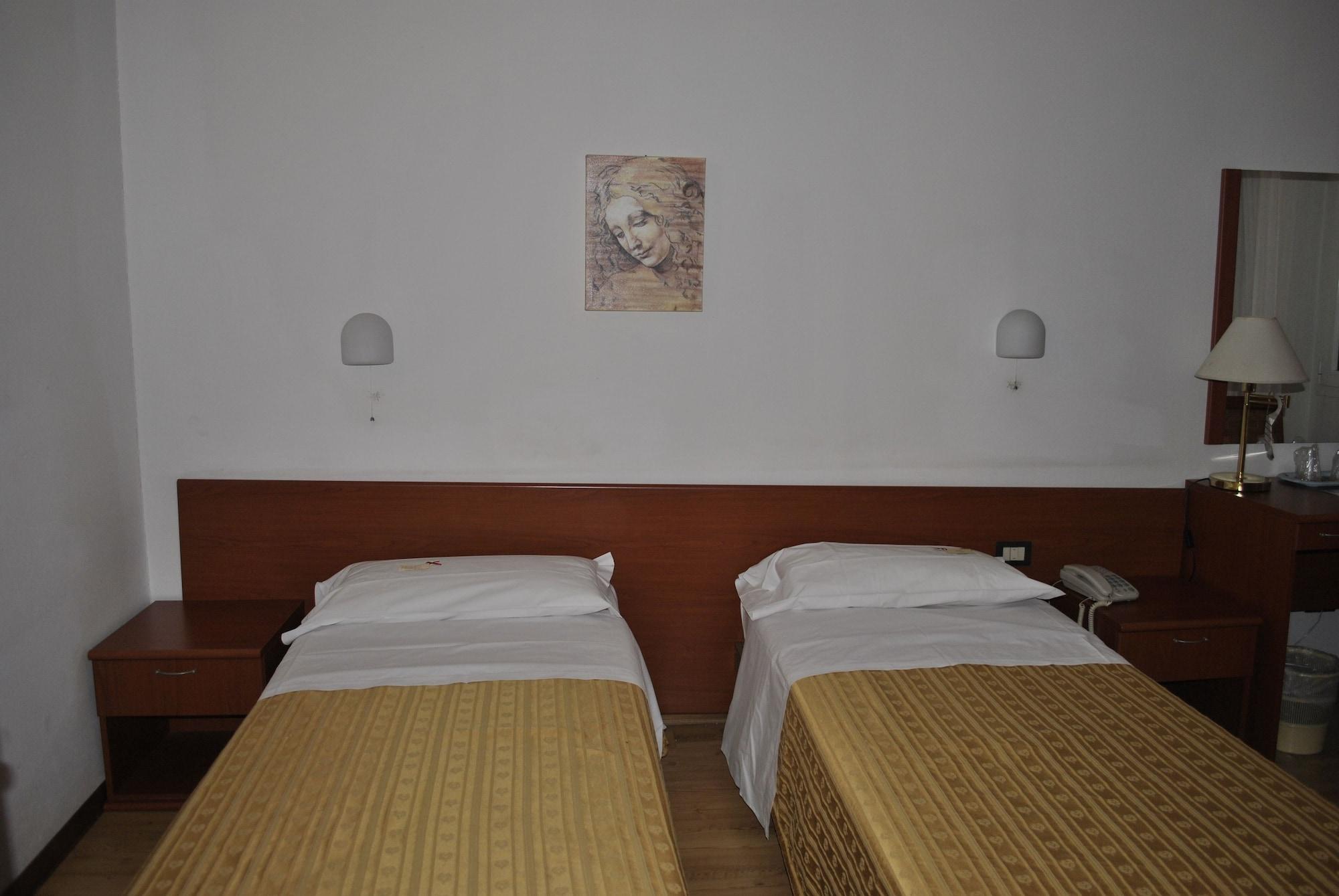 Albergo Al Viale Trieste Bagian luar foto