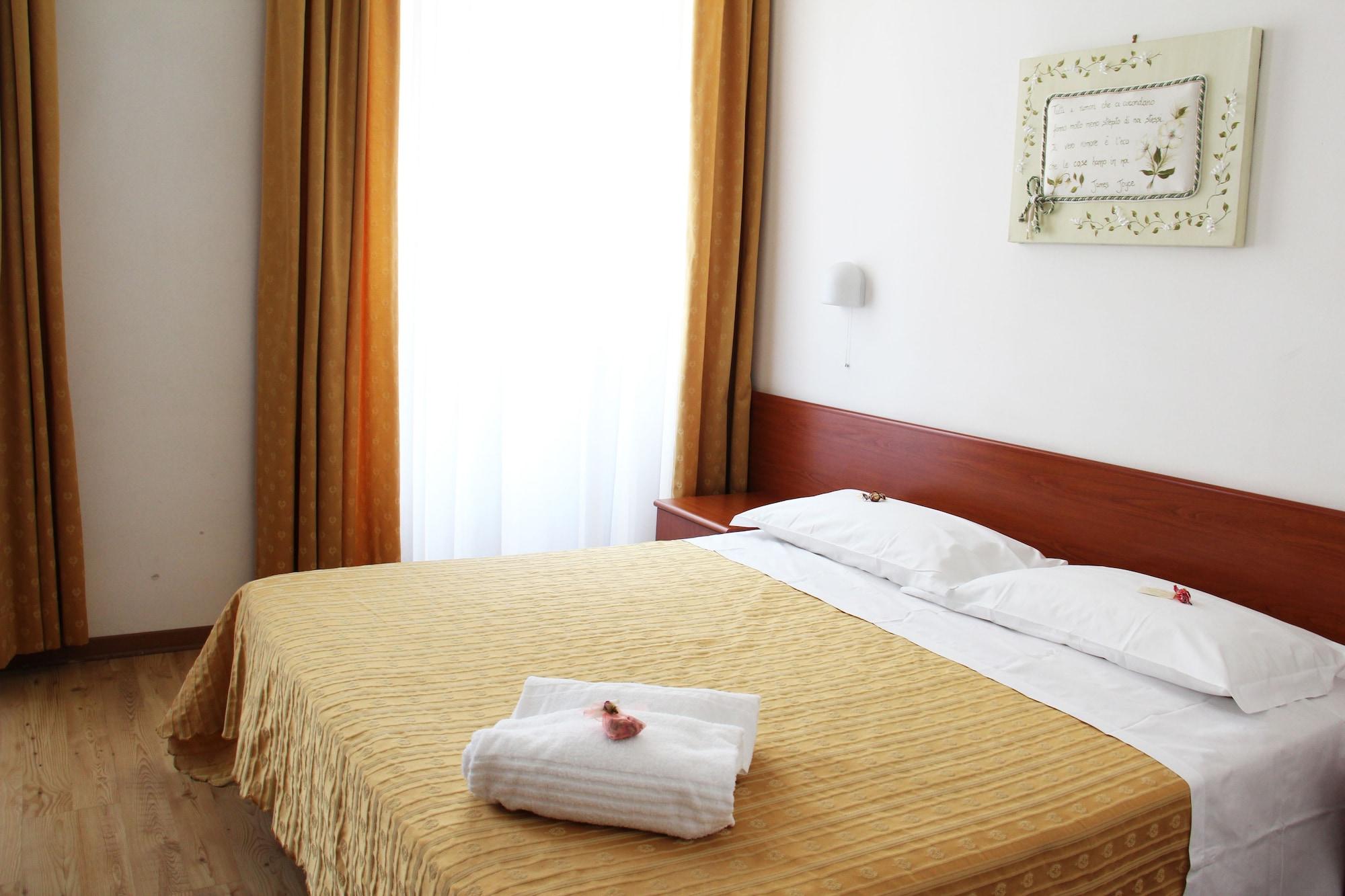 Albergo Al Viale Trieste Bagian luar foto