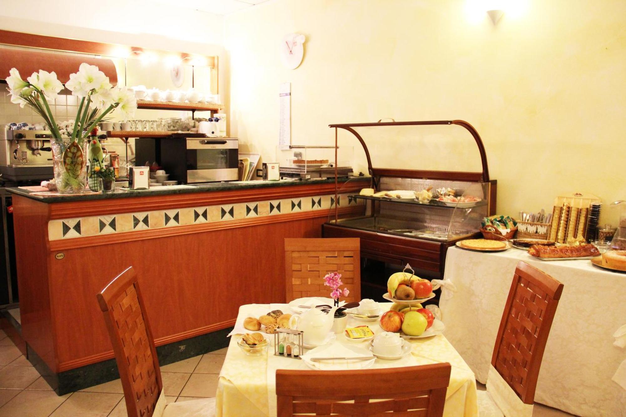 Albergo Al Viale Trieste Bagian luar foto