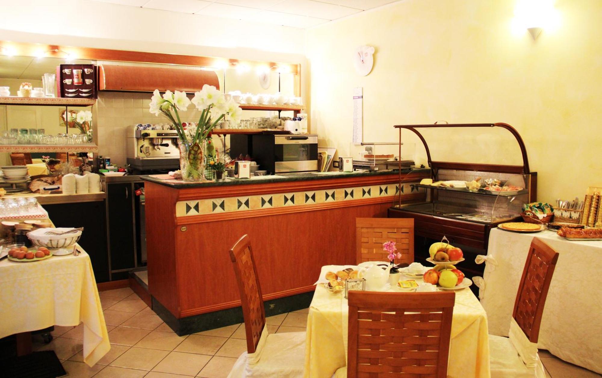 Albergo Al Viale Trieste Bagian luar foto