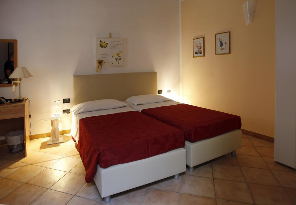 Albergo Al Viale Trieste Bagian luar foto